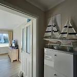 Luv&lee, Haus Nr 20